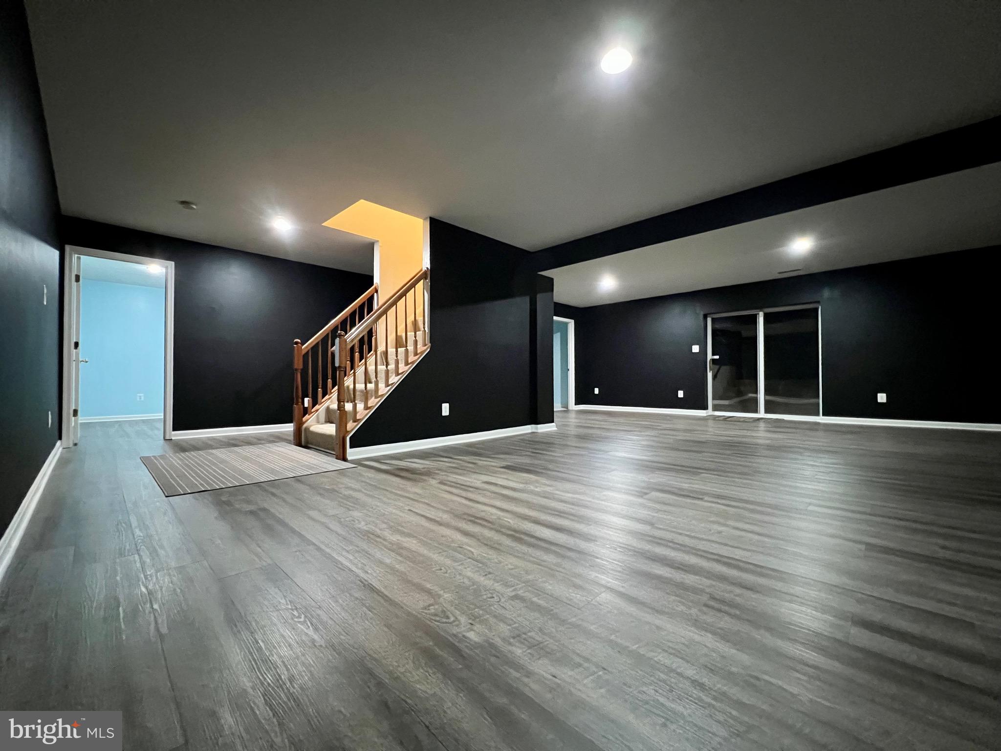 CENTRE RIDGE - Residential