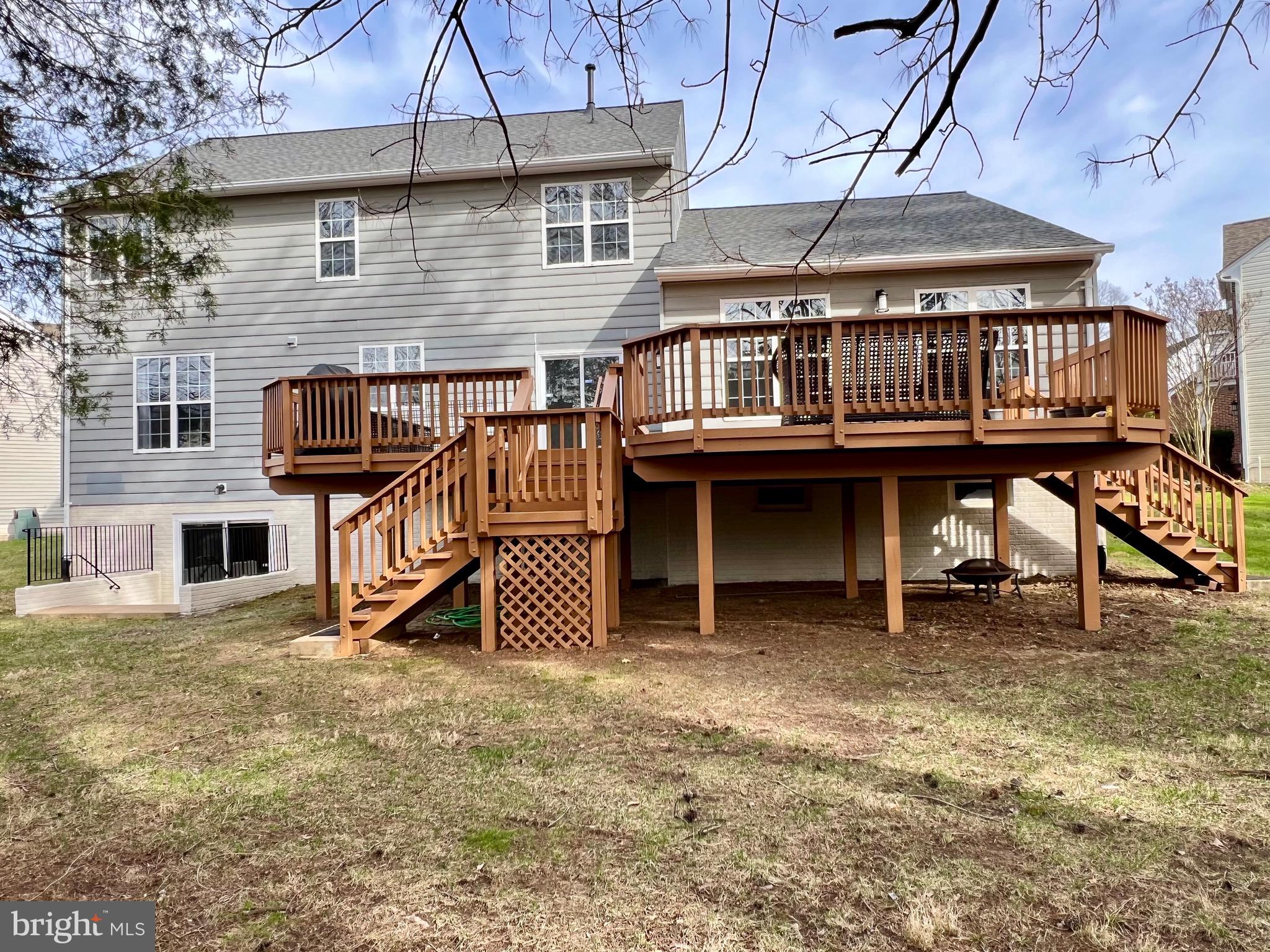 CENTRE RIDGE - Residential