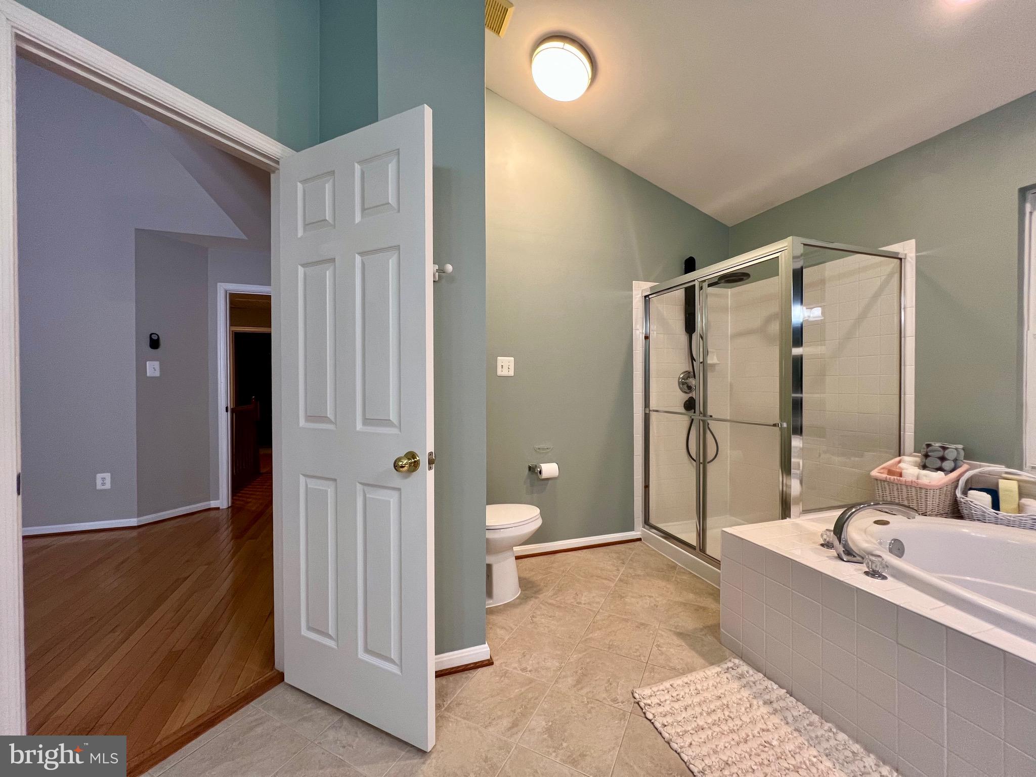 CENTRE RIDGE - Residential