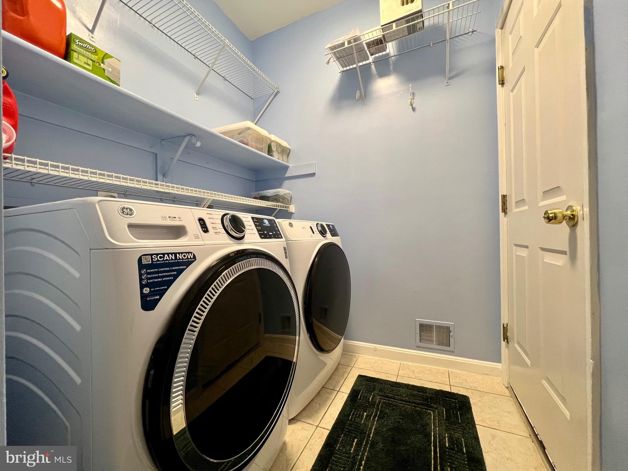 CENTRE RIDGE - Residential