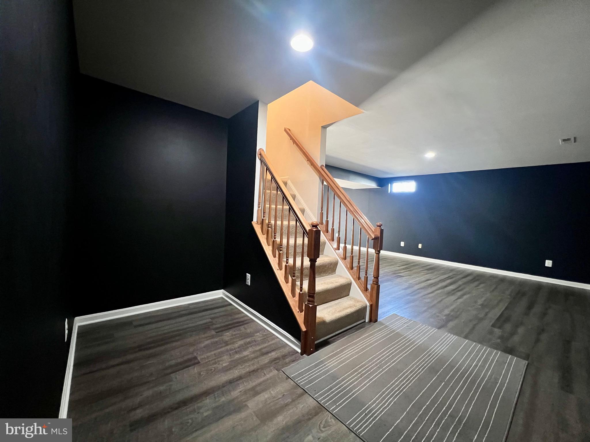 CENTRE RIDGE - Residential