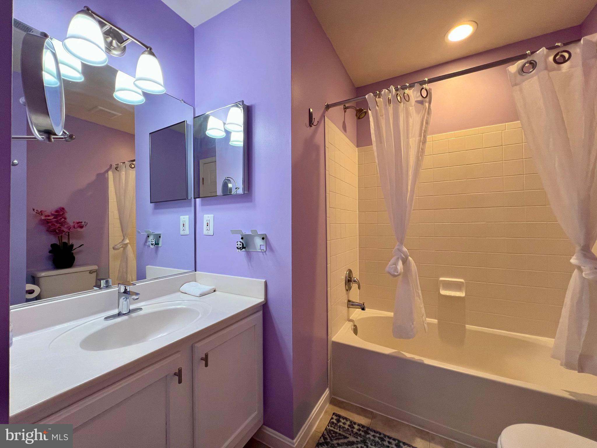 CENTRE RIDGE - Residential