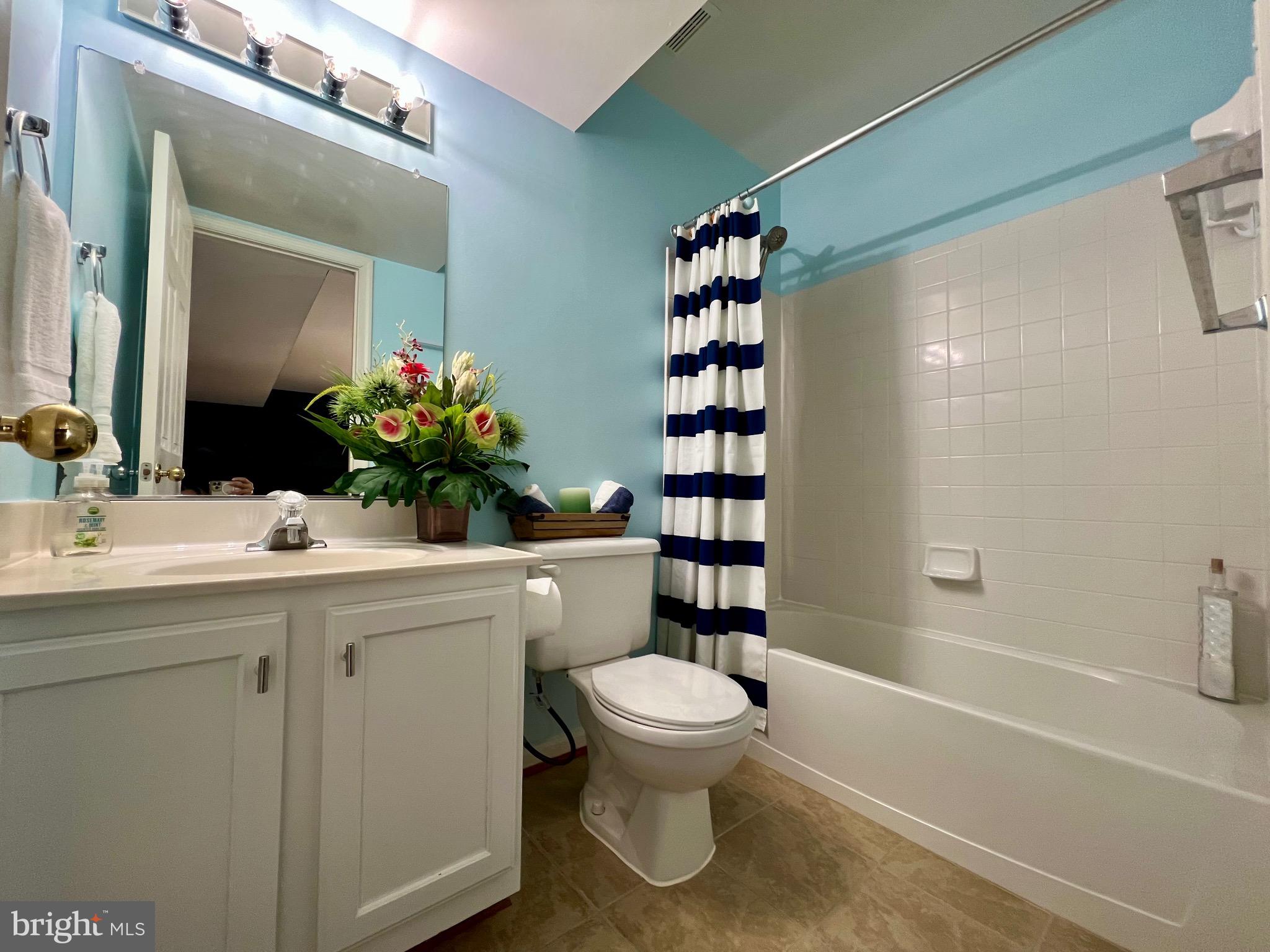 CENTRE RIDGE - Residential