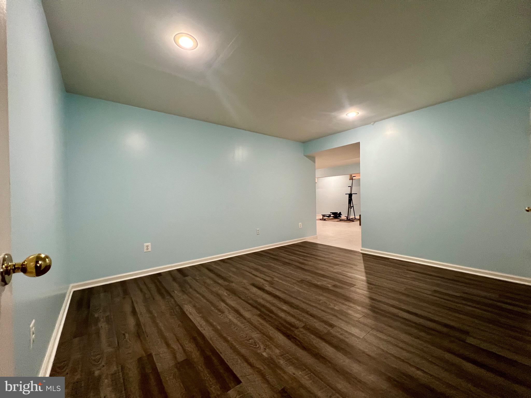 CENTRE RIDGE - Residential