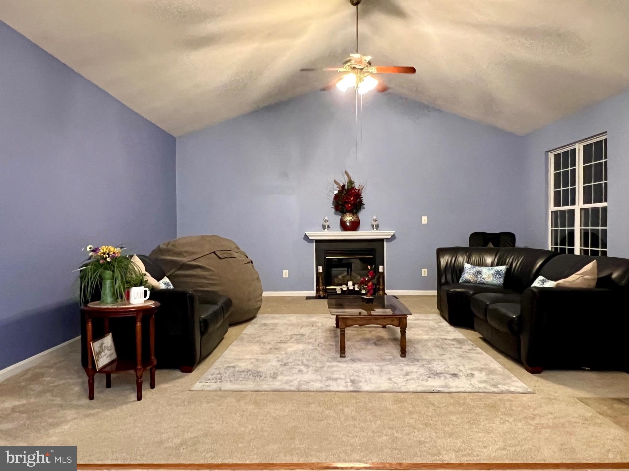 CENTRE RIDGE - Residential