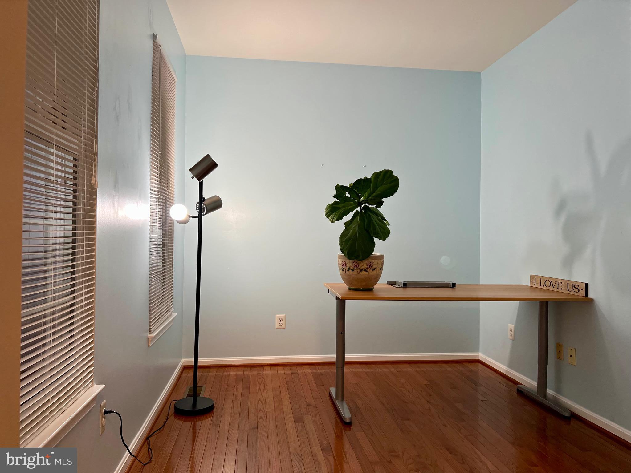 CENTRE RIDGE - Residential