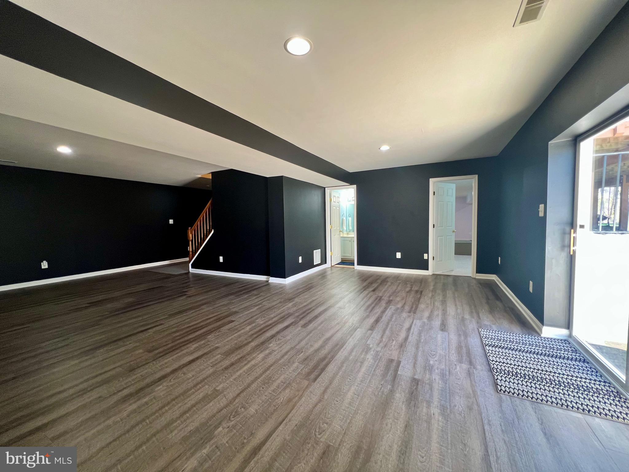 CENTRE RIDGE - Residential