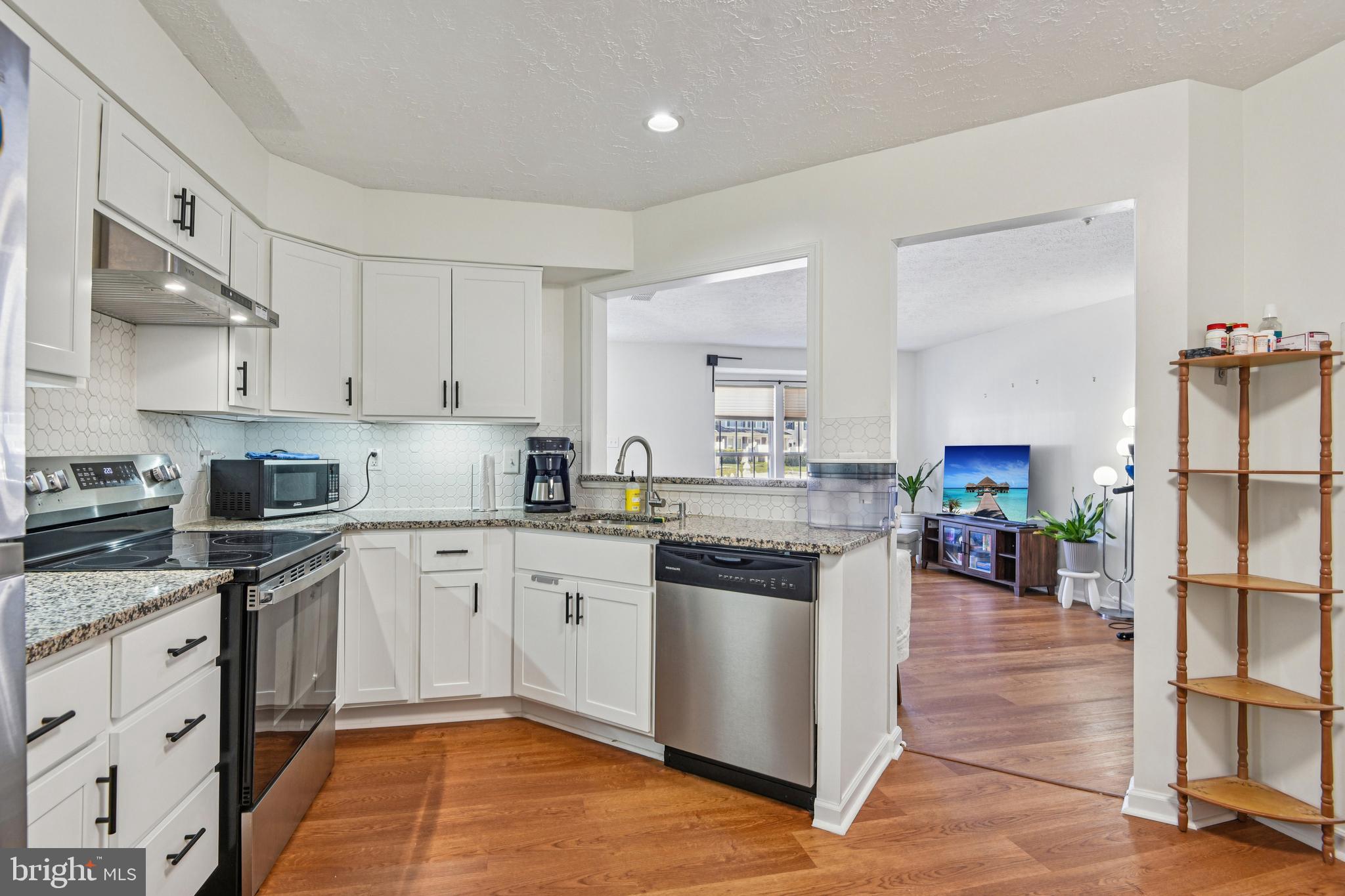 THE VILLAGE SOUTHFIELD - Residential