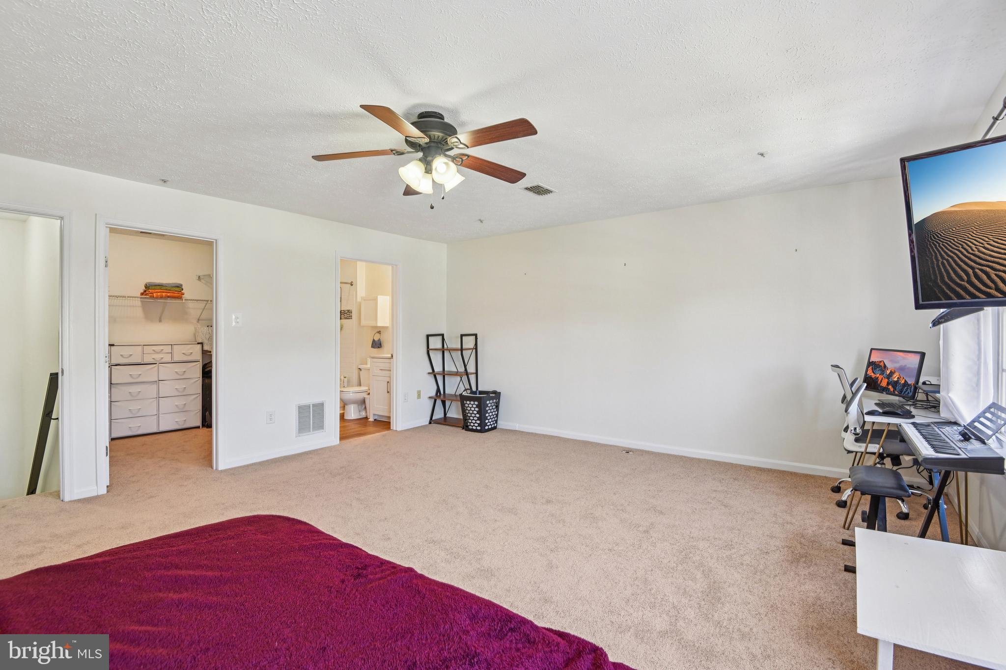 THE VILLAGE SOUTHFIELD - Residential