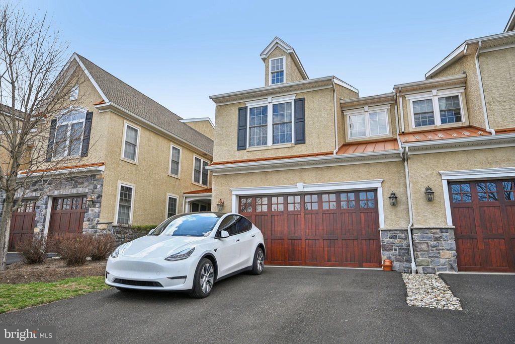 Photo of 117 Carriage Court, PLYMOUTH MEETING, PA 19462 (MLS # PAMC2133846)