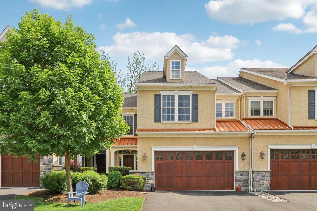 Photo of 117 Carriage Court, PLYMOUTH MEETING, PA 19462 (MLS # PAMC2133846)