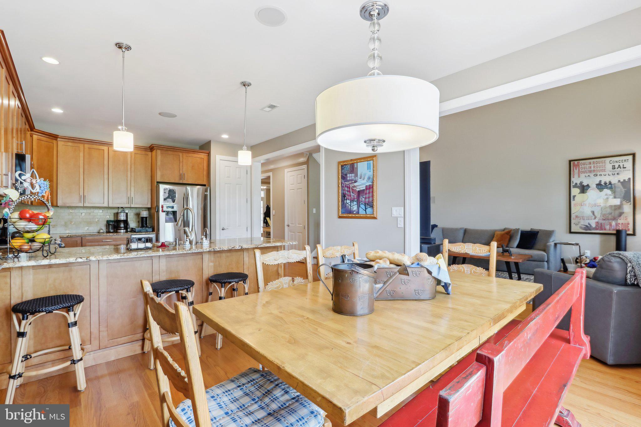 COLD POINT MANOR - Residential