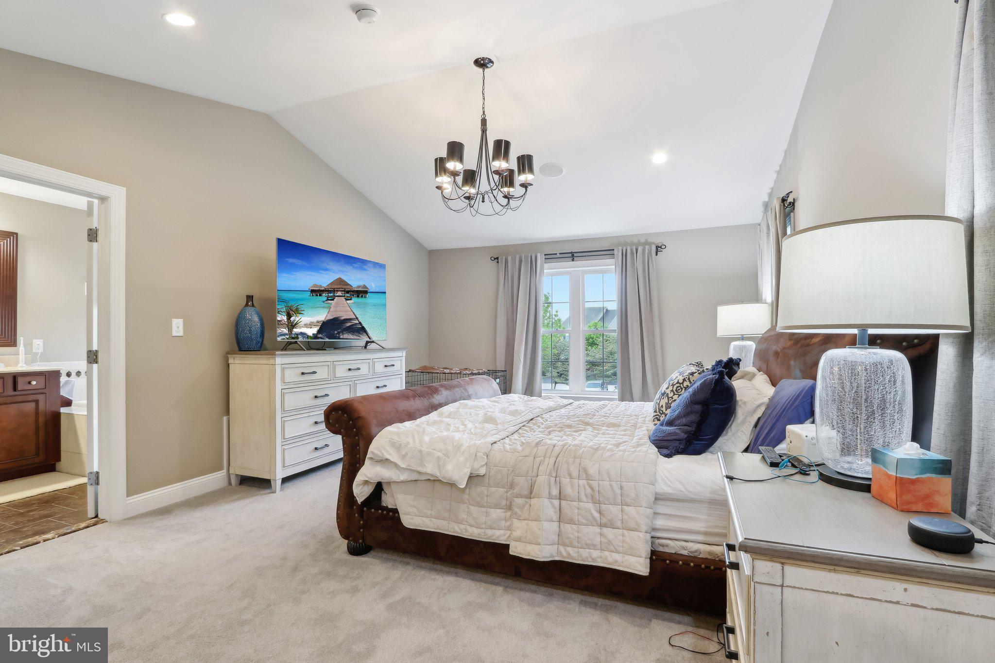 COLD POINT MANOR - Residential