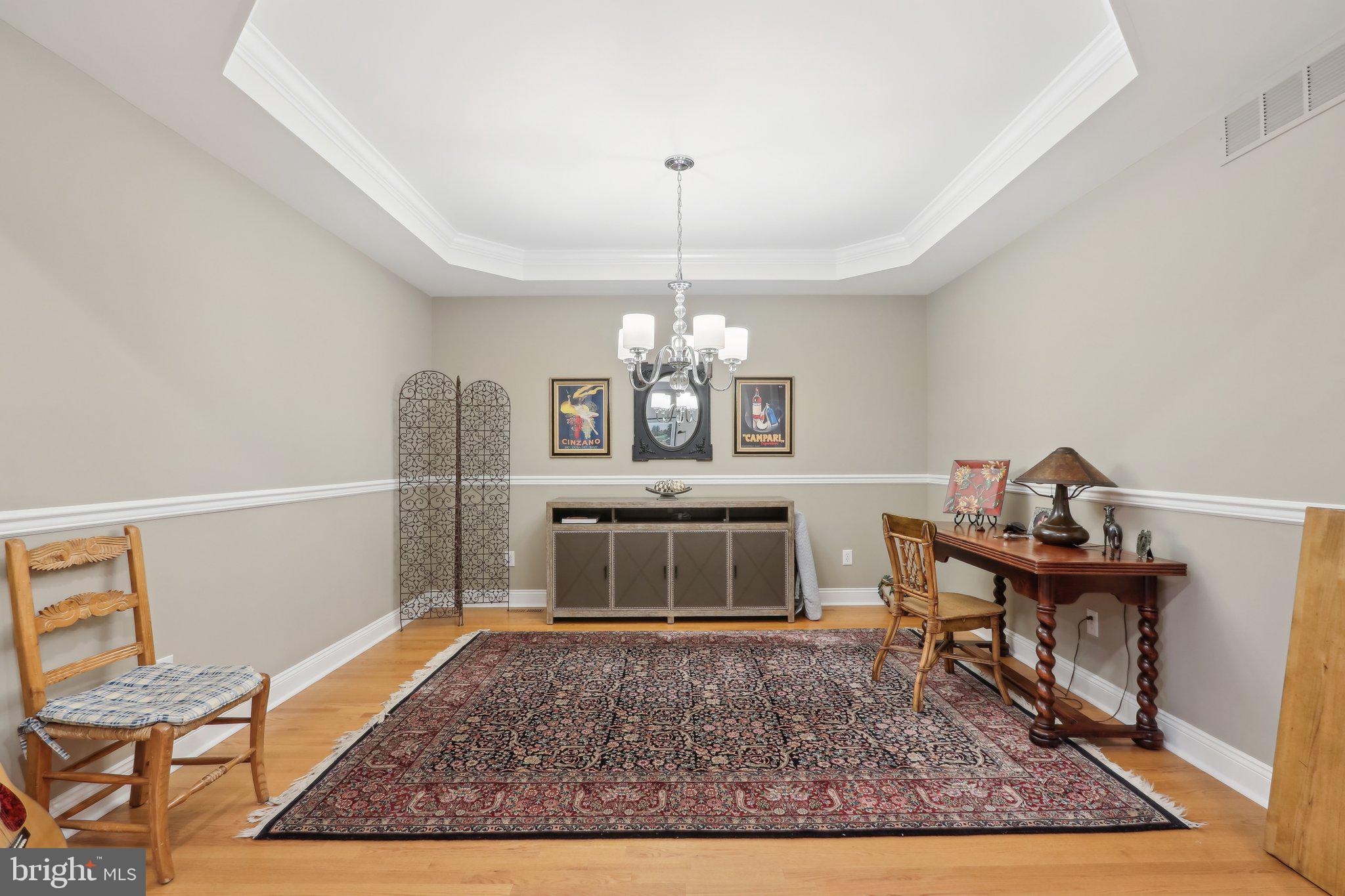 COLD POINT MANOR - Residential