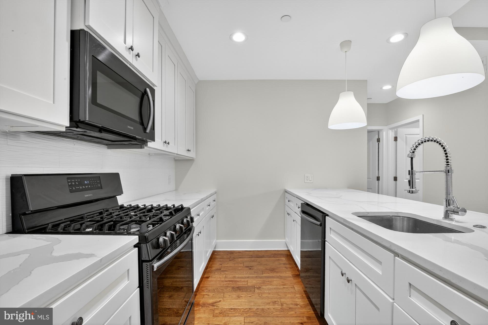 FISHTOWN - Residential Lease