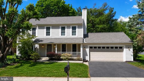 Photo of 5518 Sequoia Farms Drive, CENTREVILLE, VA 20120 (MLS # VAFX2313418)