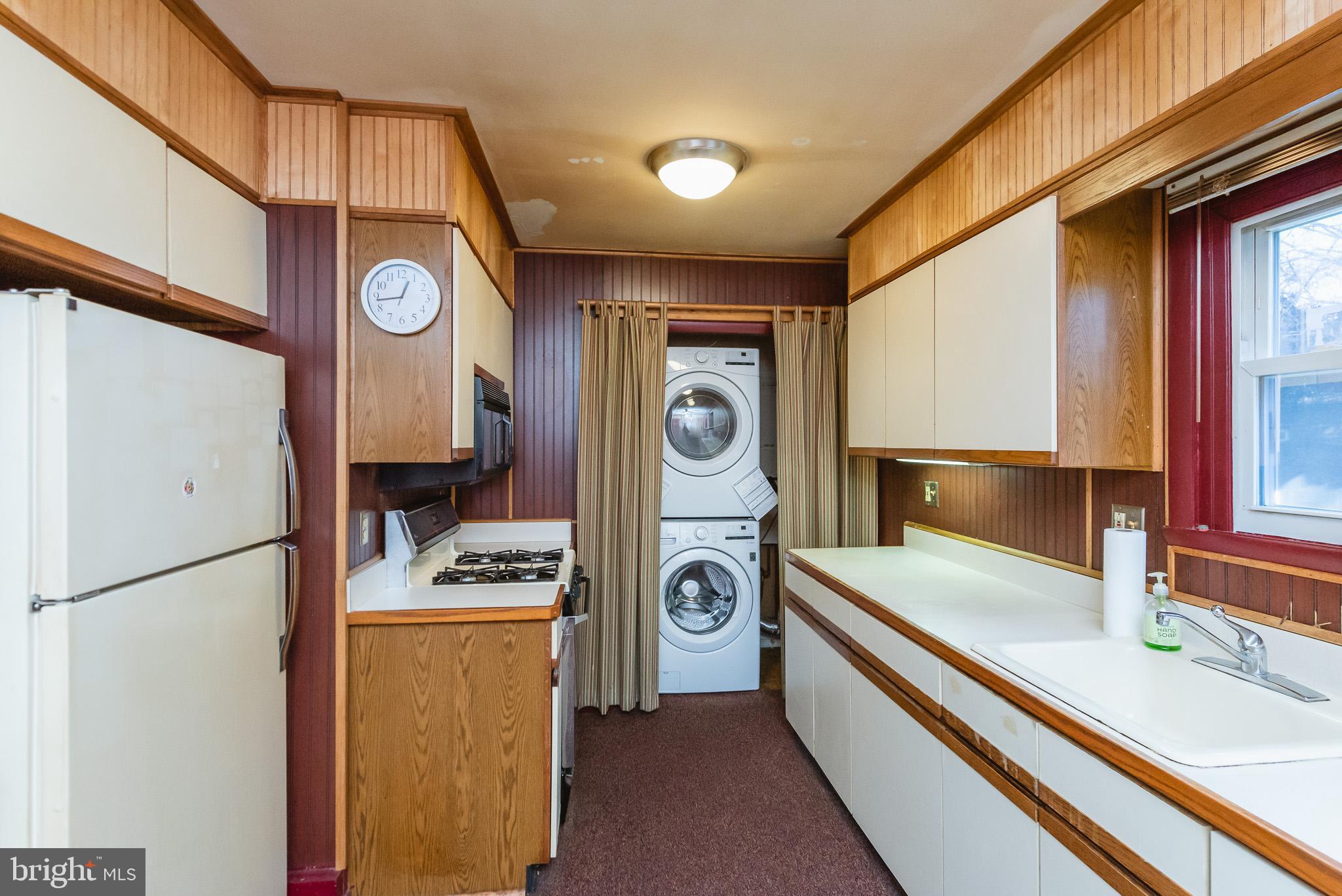 EDGE MEAD - Residential