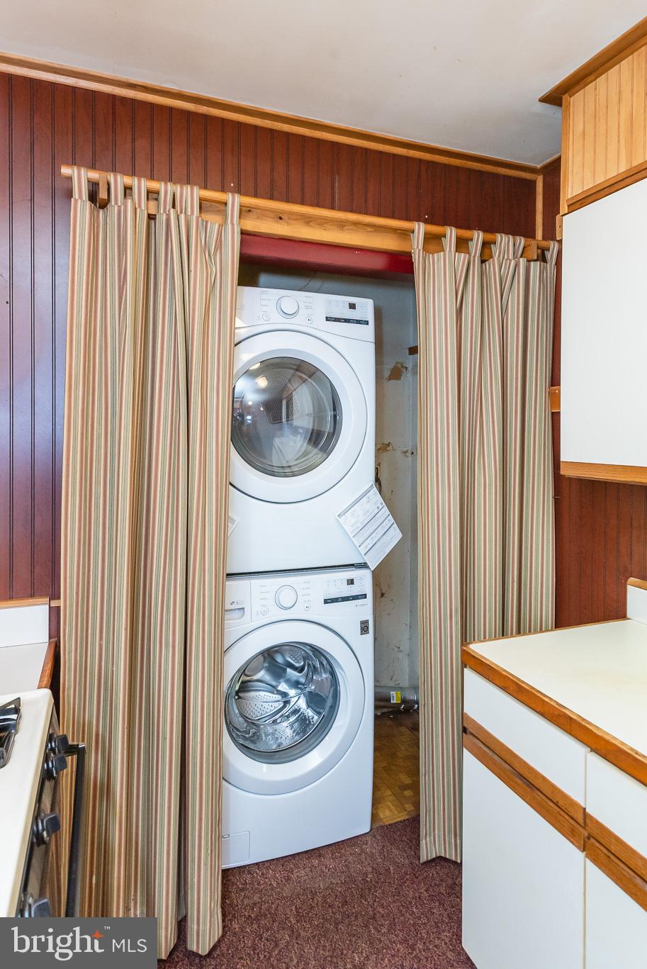 EDGE MEAD - Residential