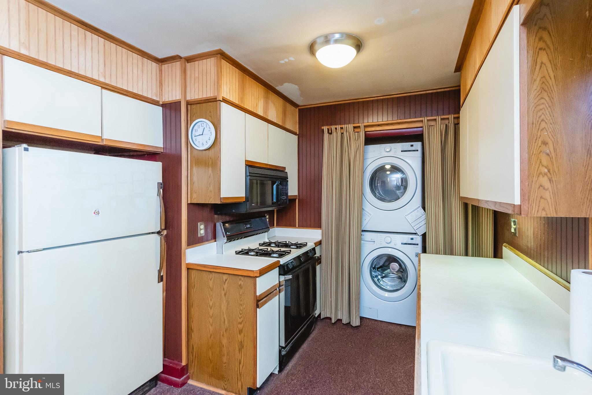 EDGE MEAD - Residential