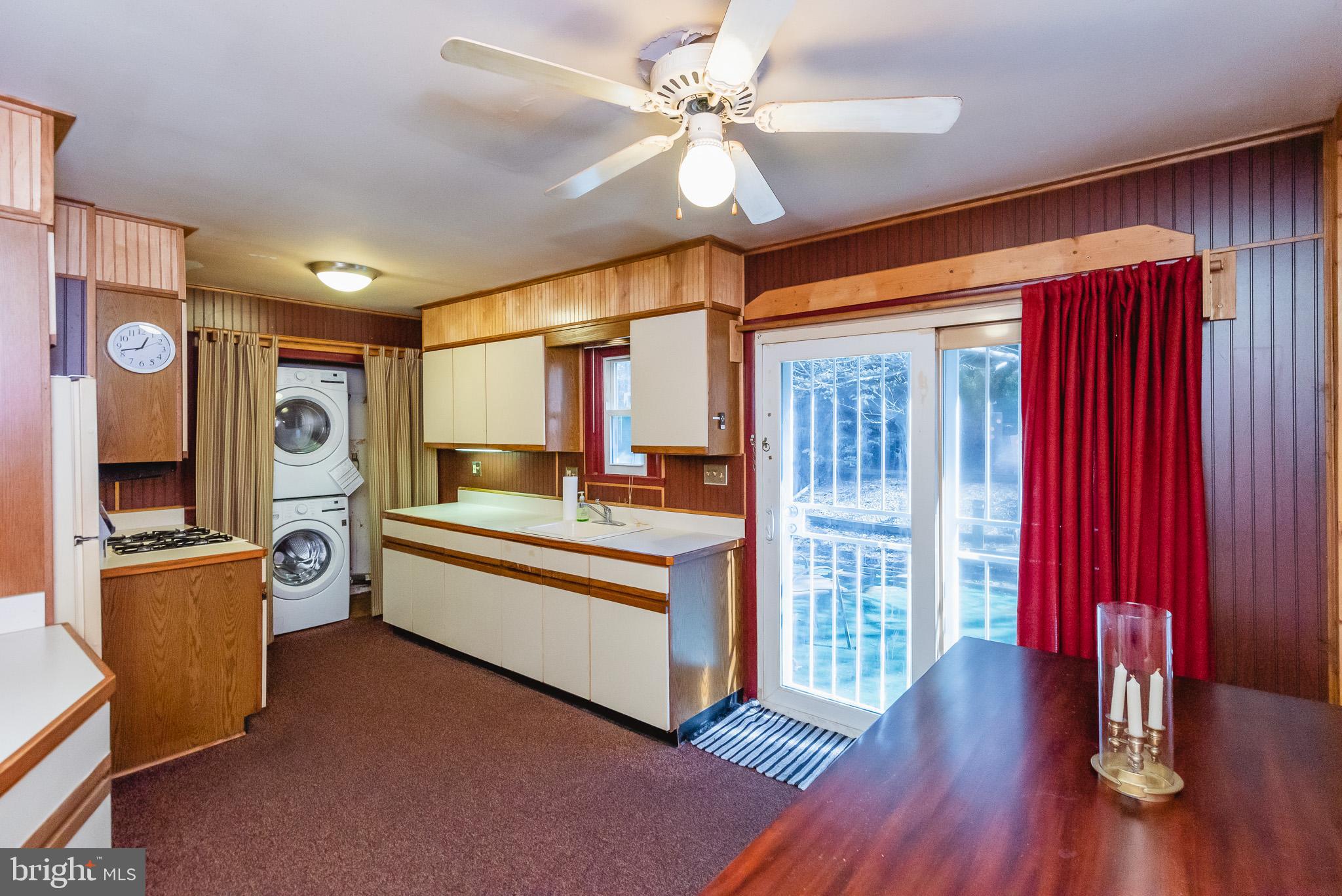 EDGE MEAD - Residential