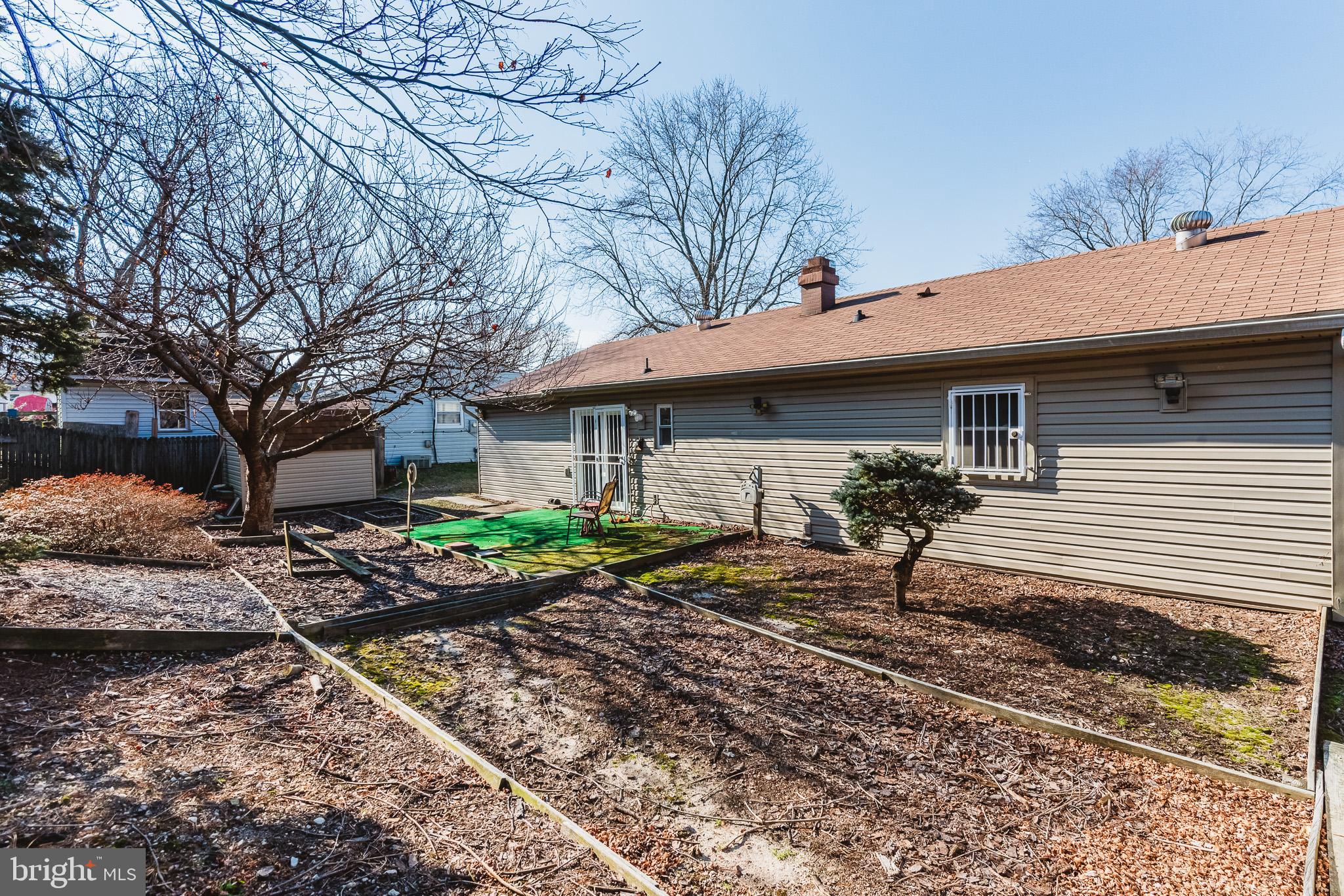 EDGE MEAD - Residential