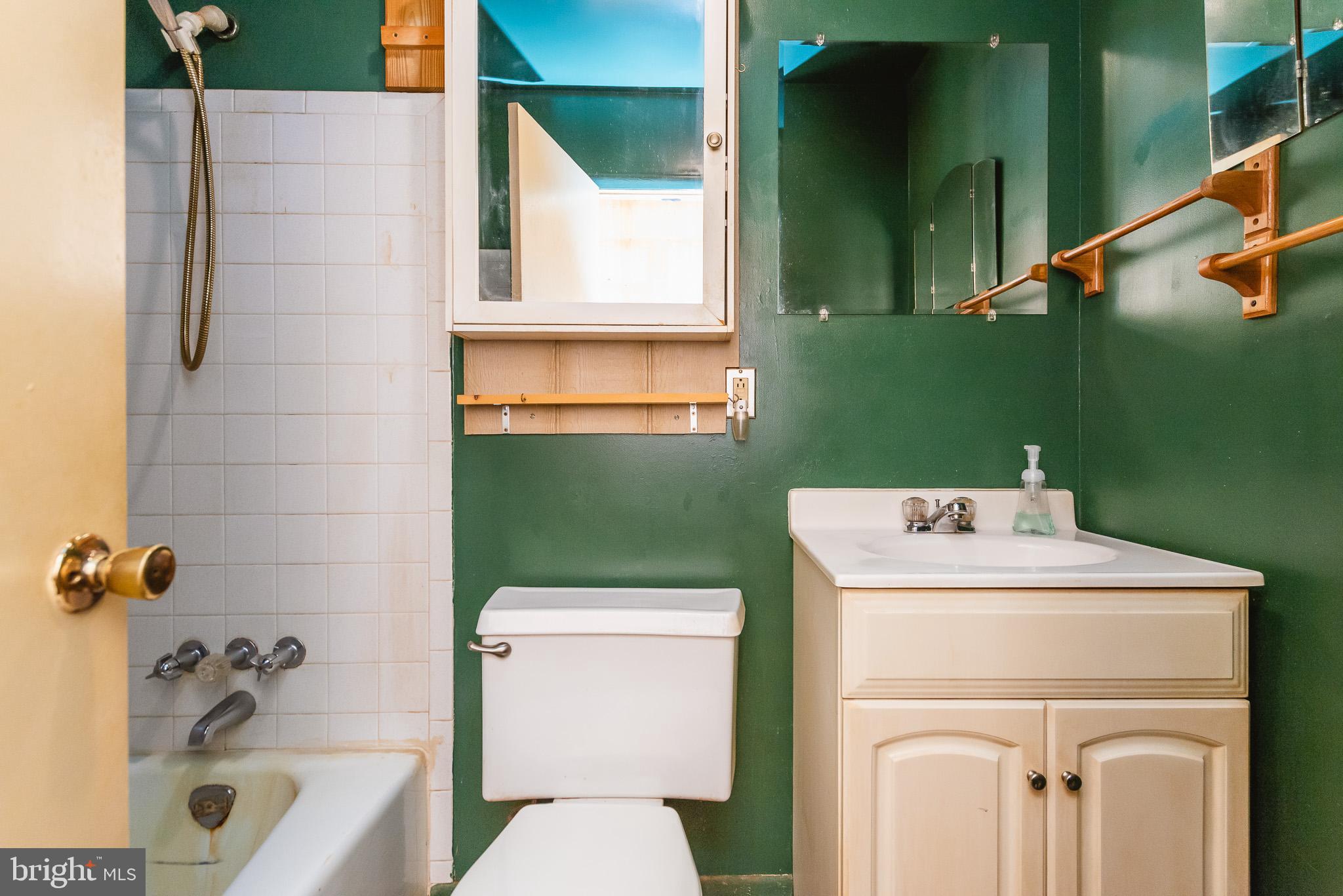 EDGE MEAD - Residential