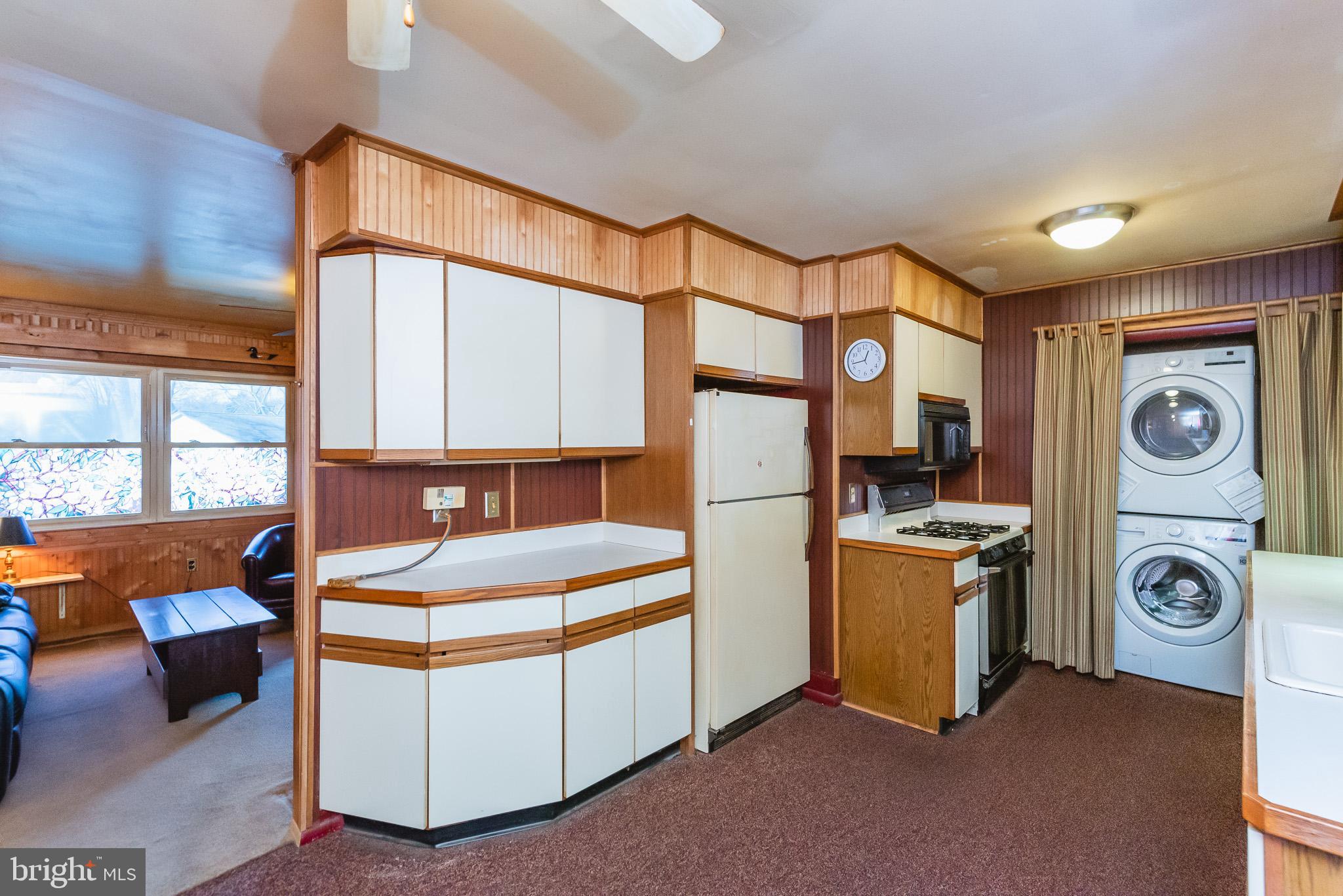 EDGE MEAD - Residential