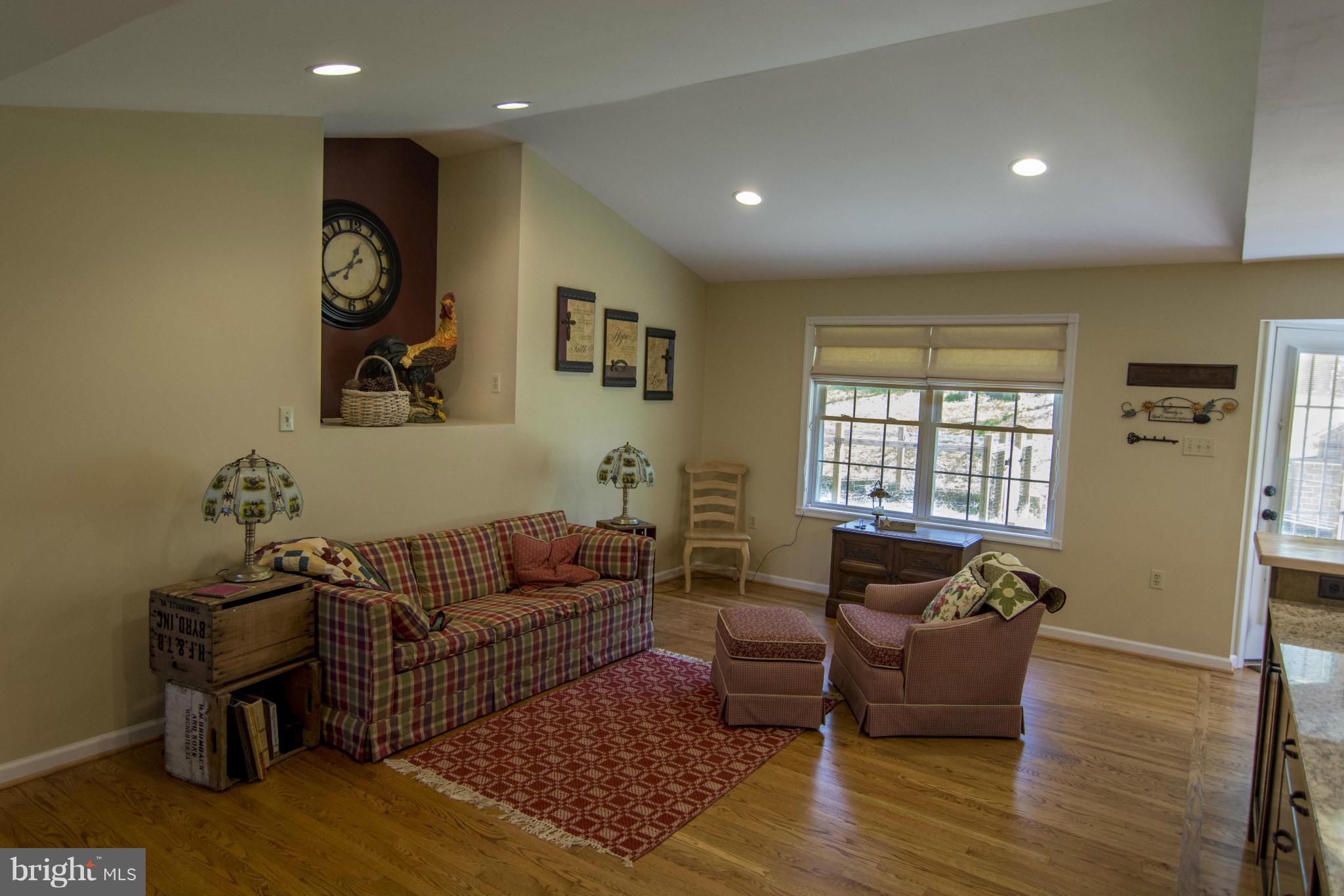 SHEN SHORES - Residential