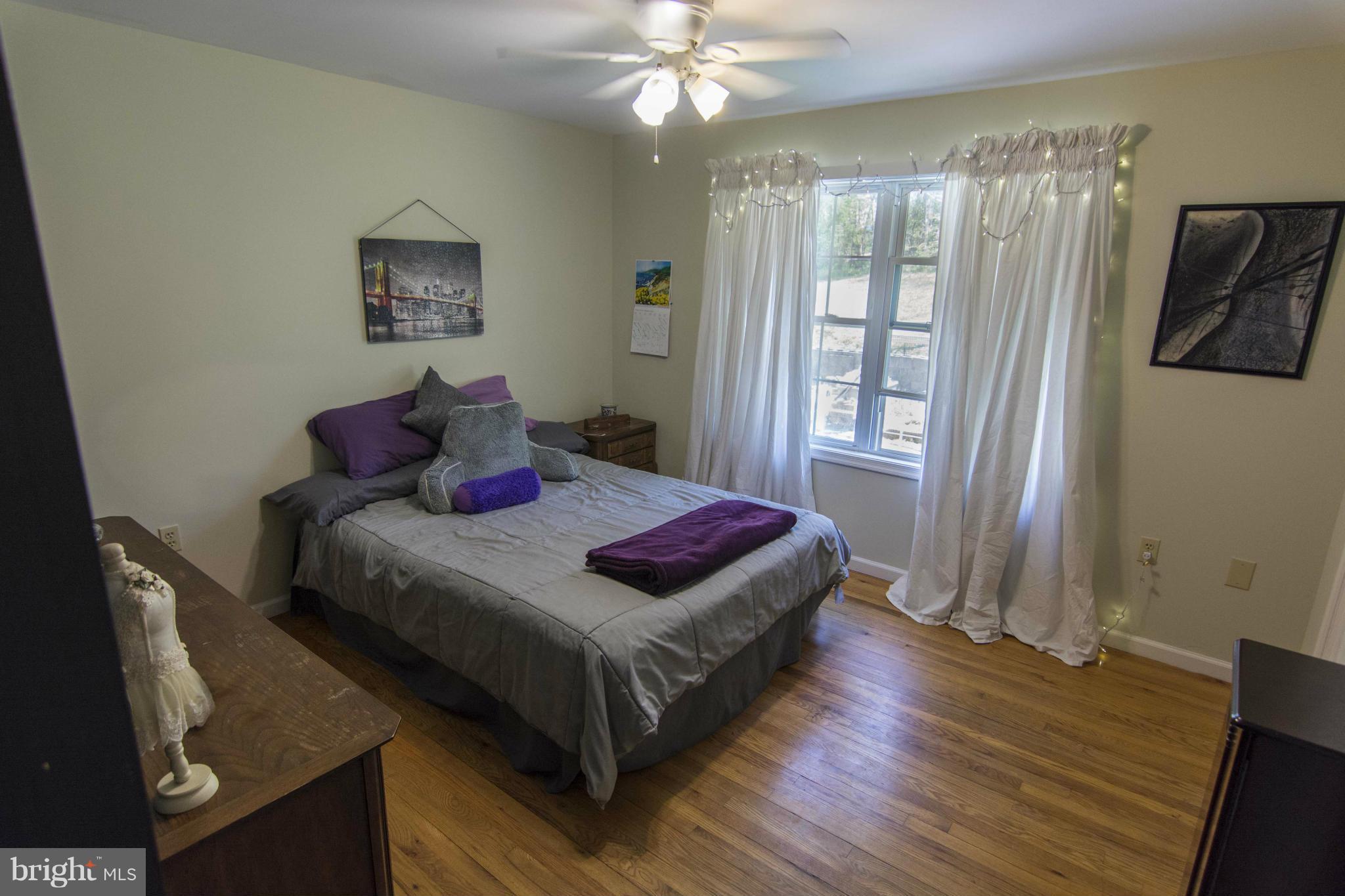 SHEN SHORES - Residential