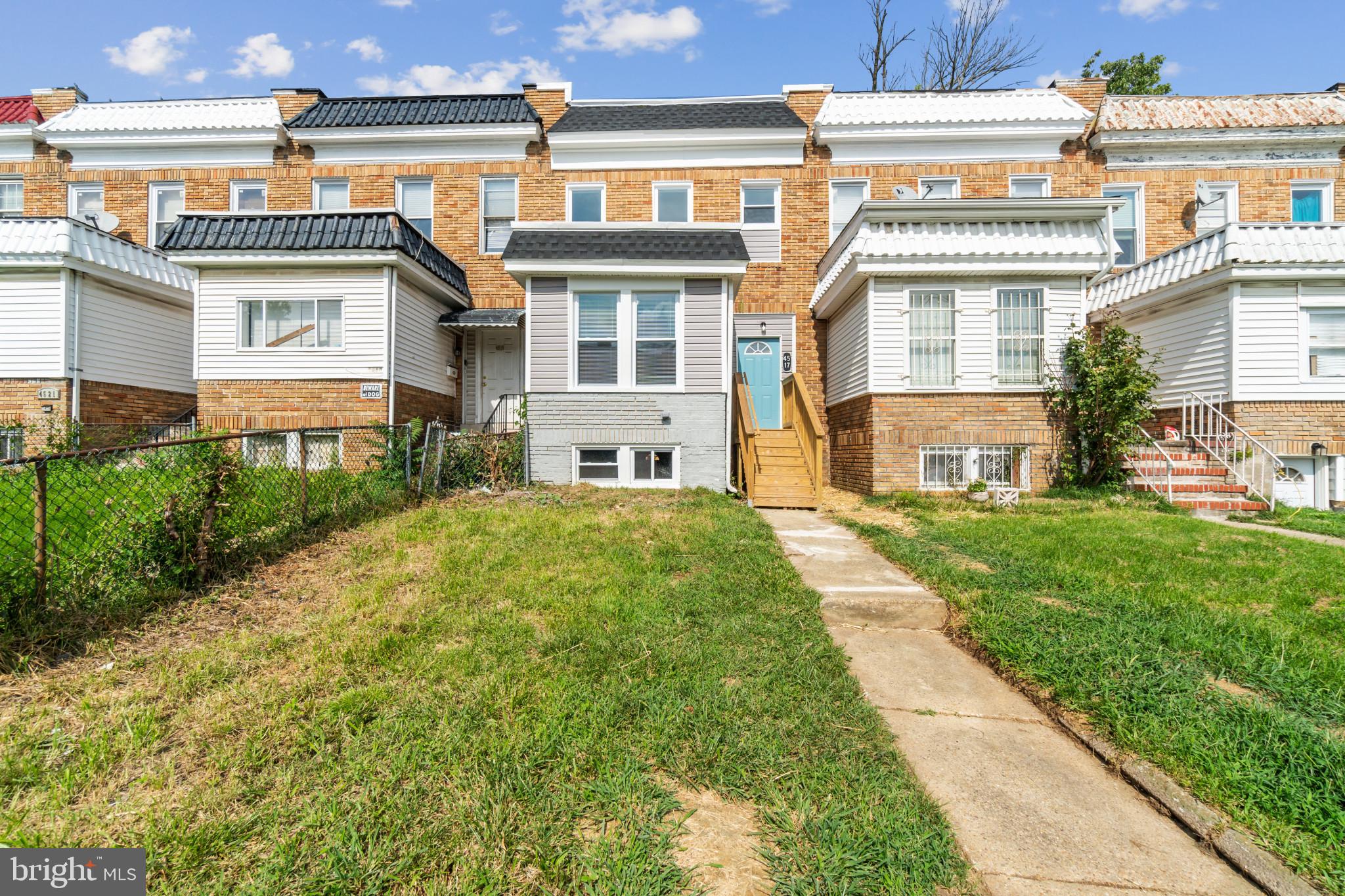 PARKLANE - Residential Lease