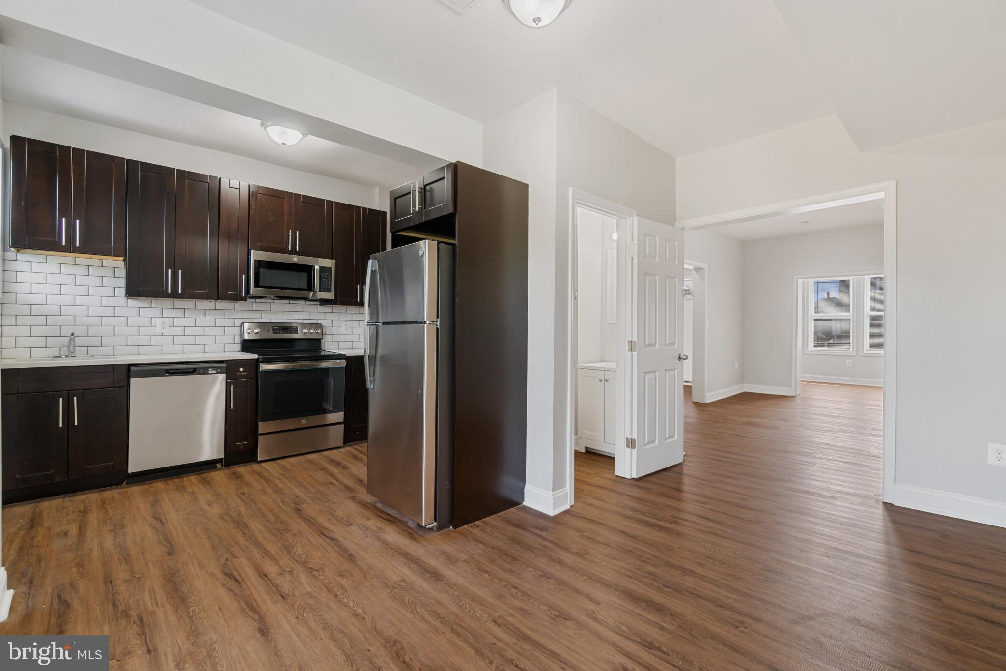 PARKLANE - Residential Lease