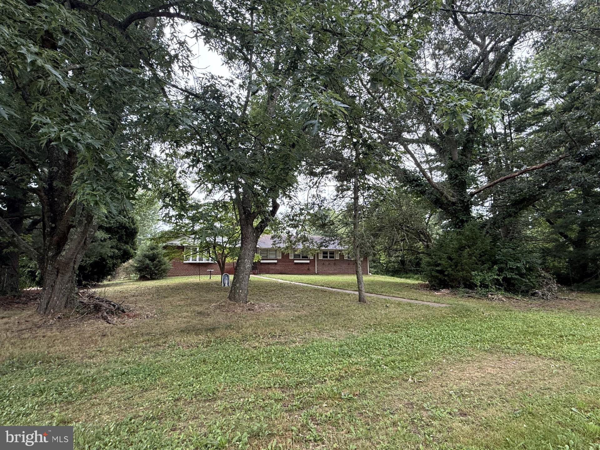 272 POINTVILLE ROAD