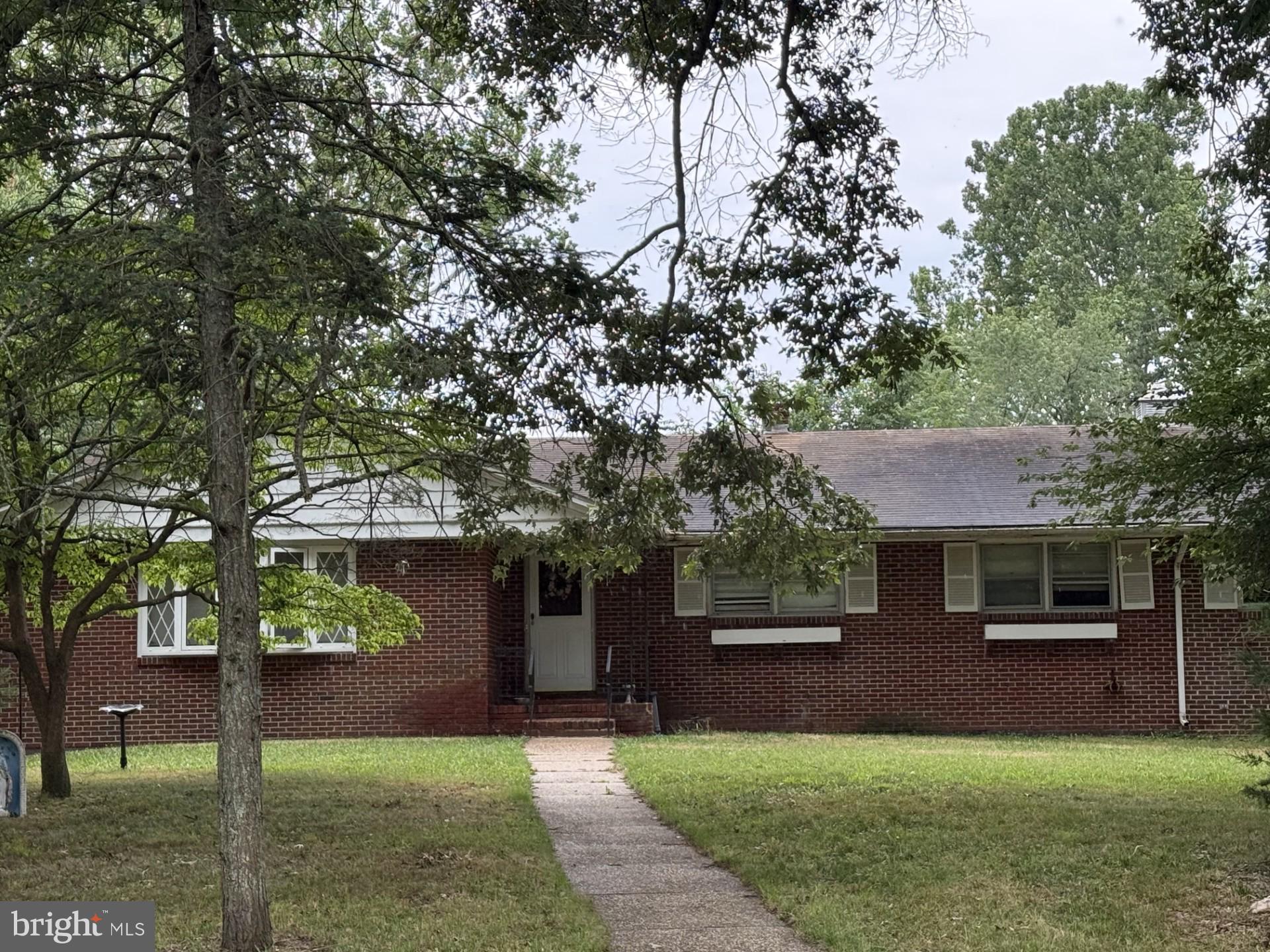 272 POINTVILLE ROAD