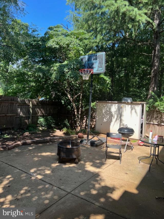 7020 BRADWOOD COURT