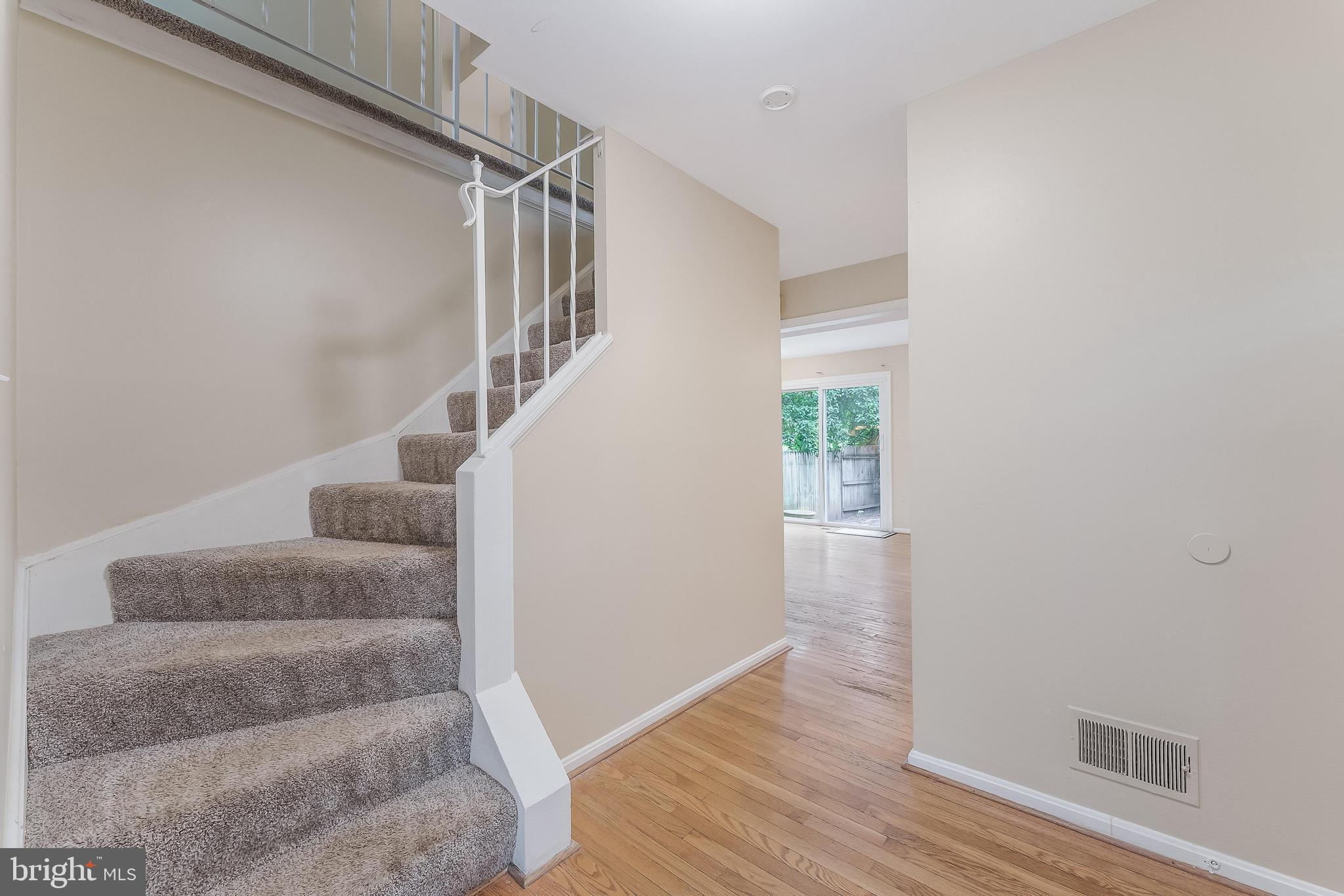 7020 BRADWOOD COURT