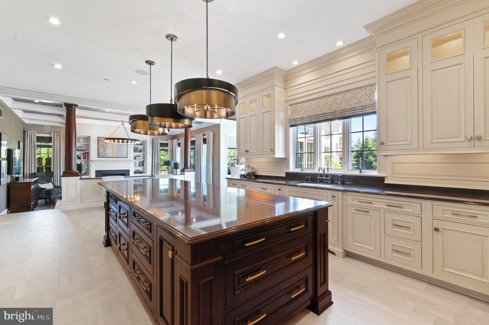 WHITE HORSE - Residential