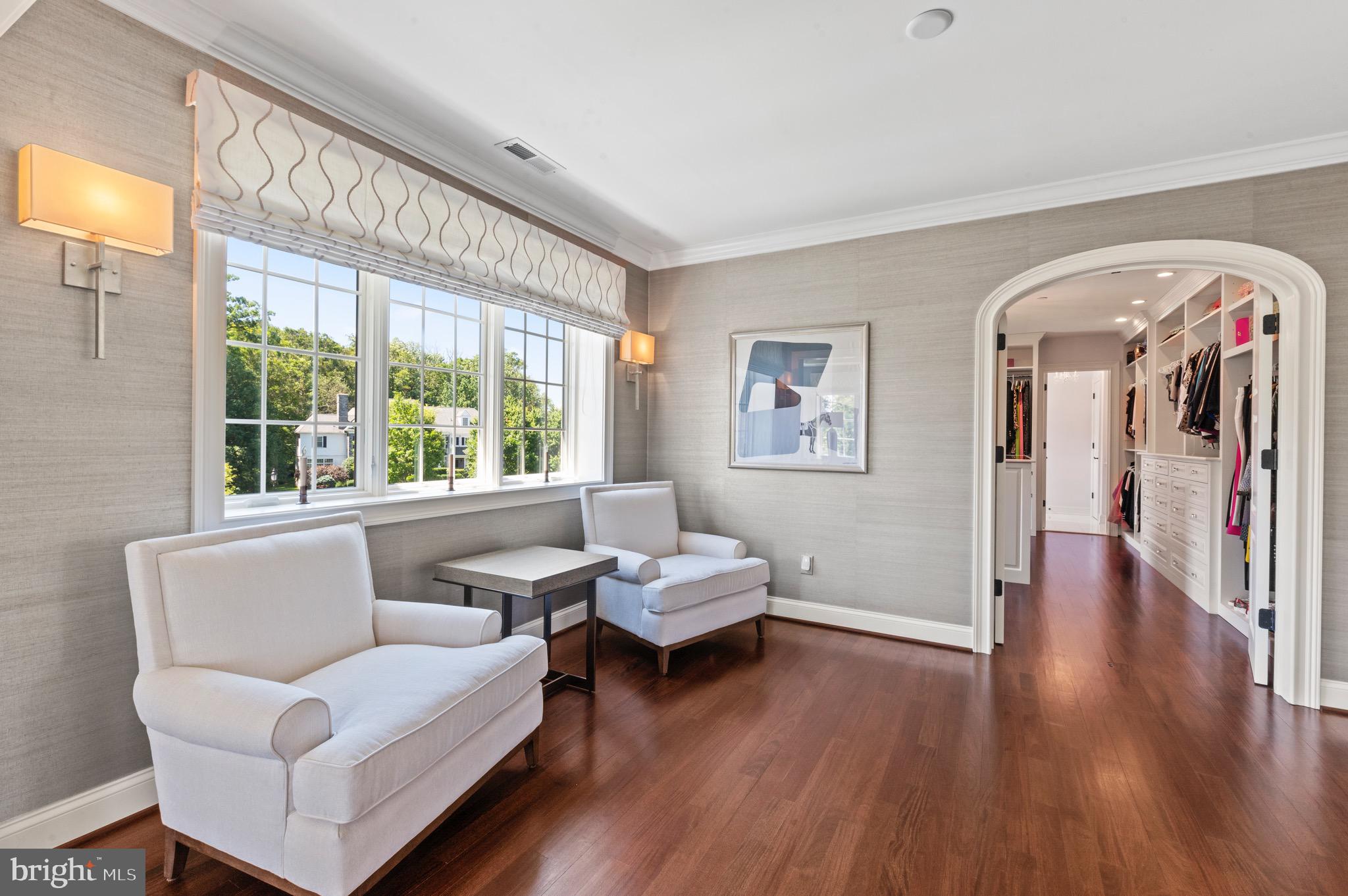 WHITE HORSE - Residential