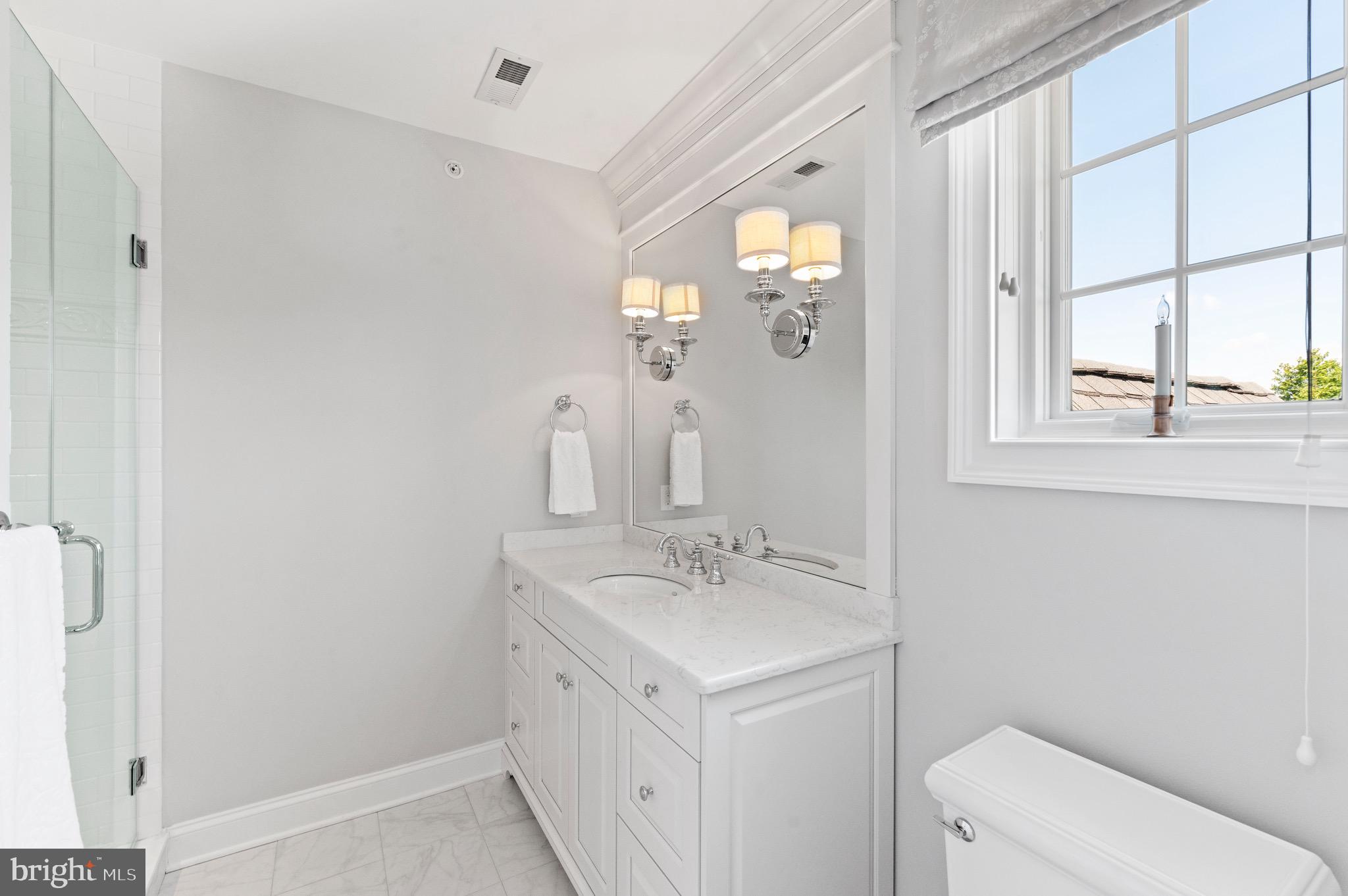 WHITE HORSE - Residential