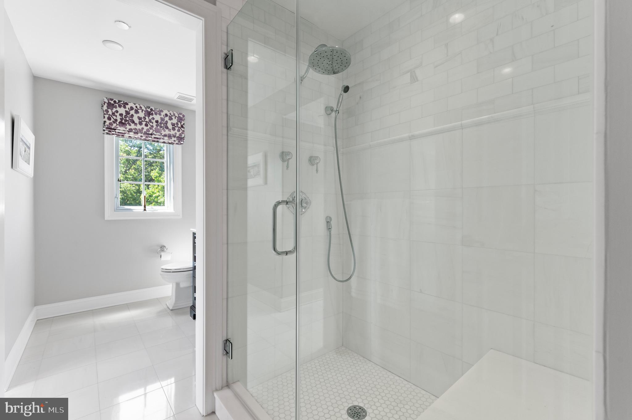 WHITE HORSE - Residential