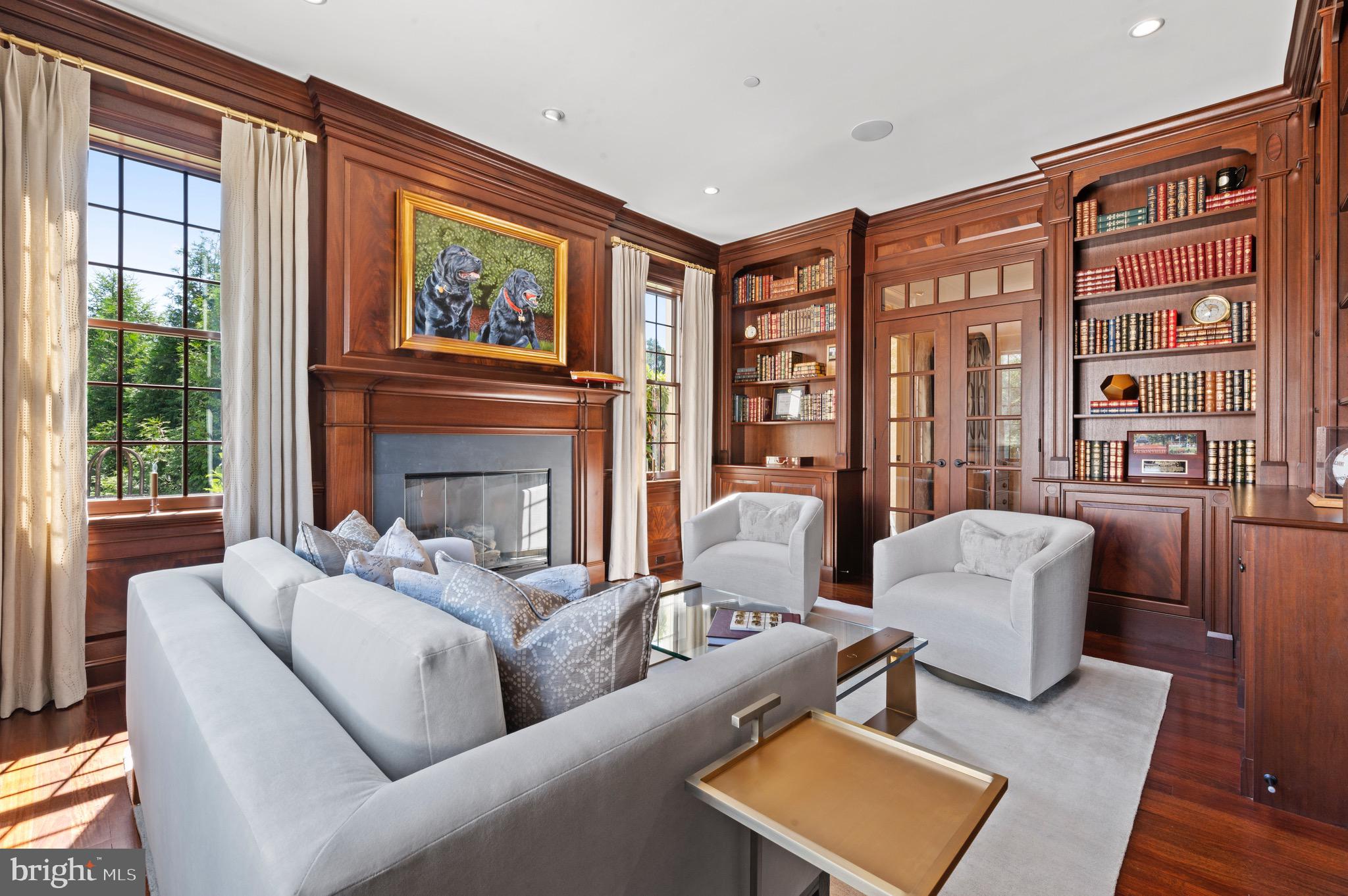 WHITE HORSE - Residential