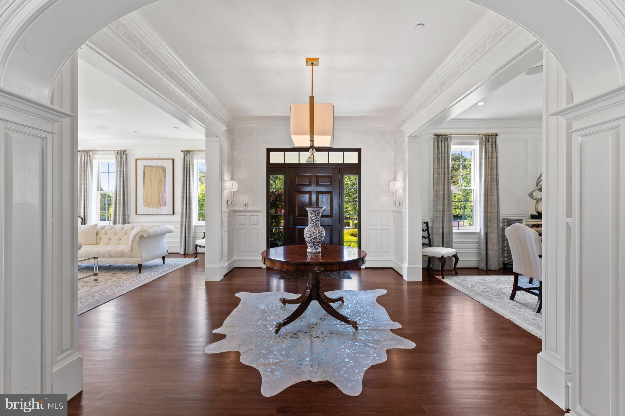 WHITE HORSE - Residential