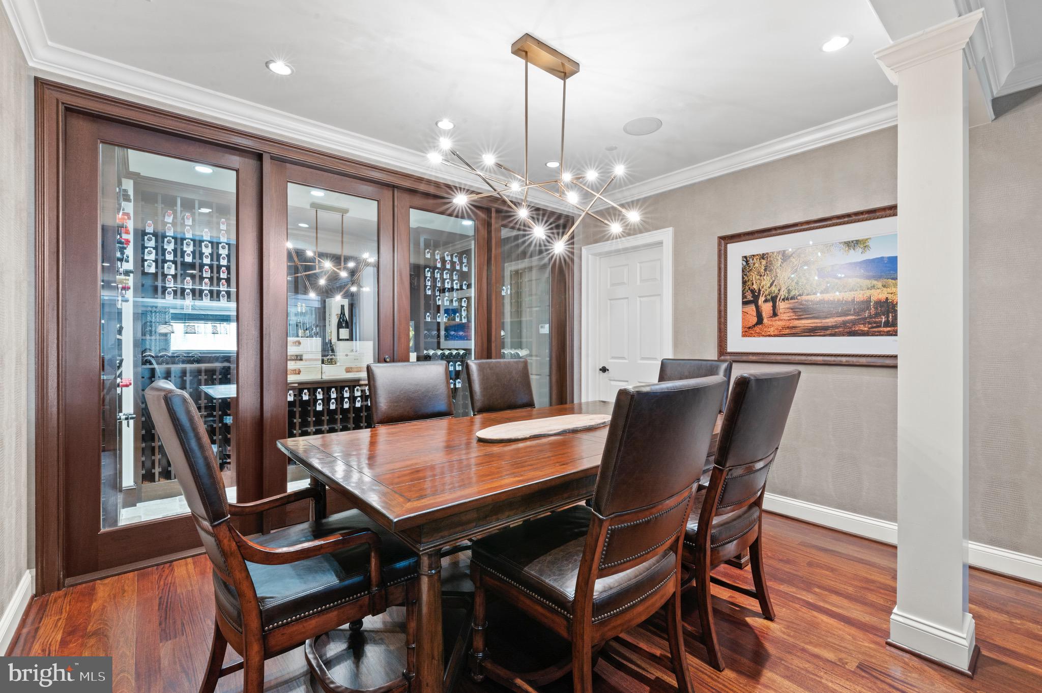 WHITE HORSE - Residential