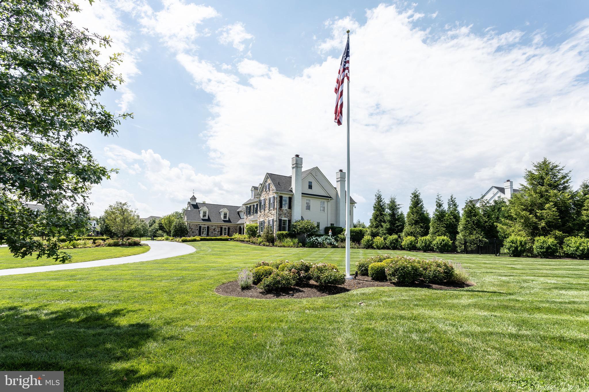 WHITE HORSE - Residential