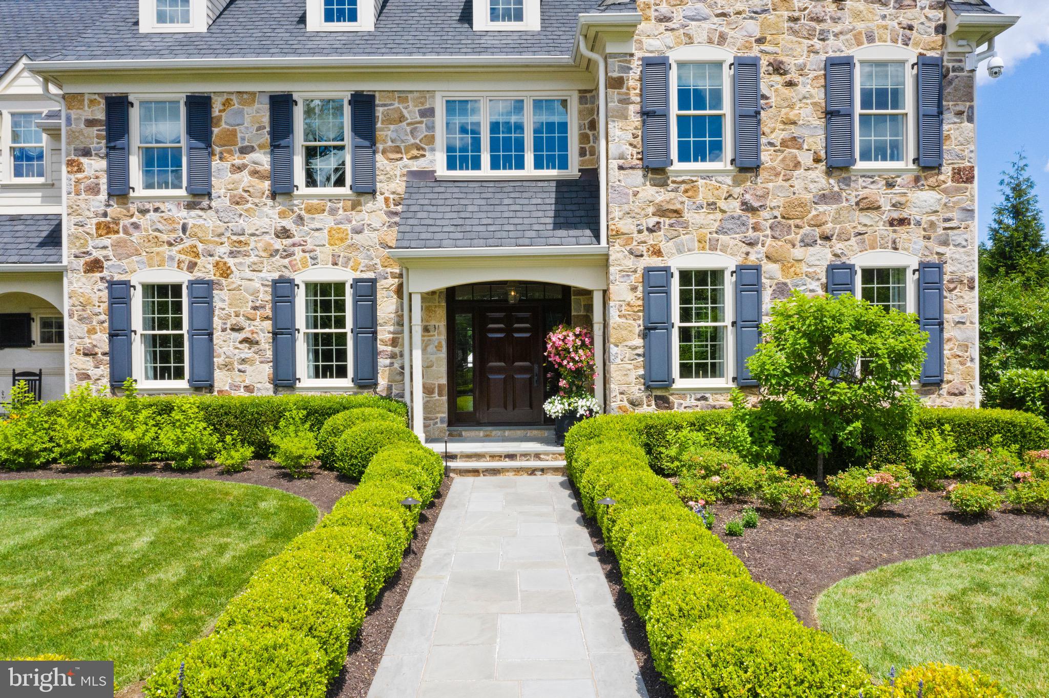 WHITE HORSE - Residential