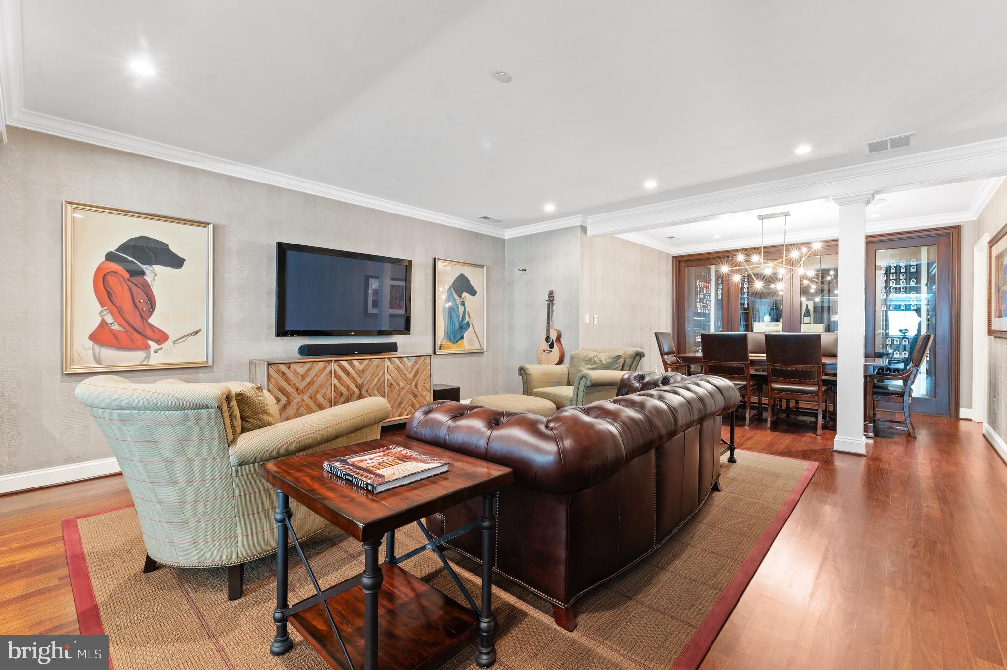 WHITE HORSE - Residential