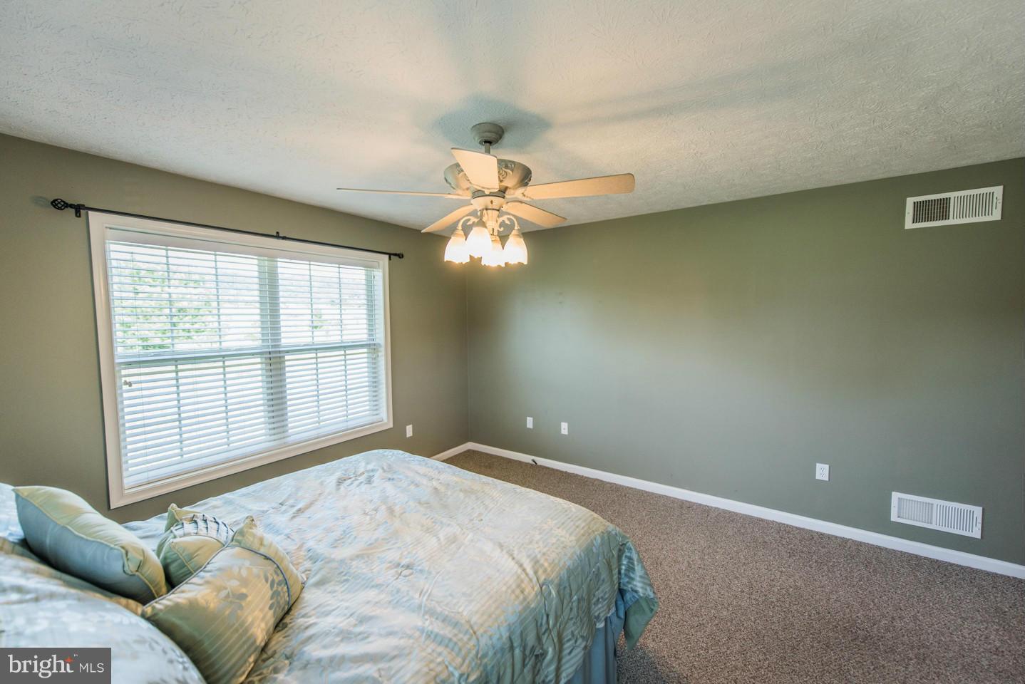 PEBBLE RIDGE - Residential