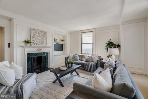 Condo For Rent - 2031 Locust Street #1701<br/> PHILADELPHIA, PA 19103