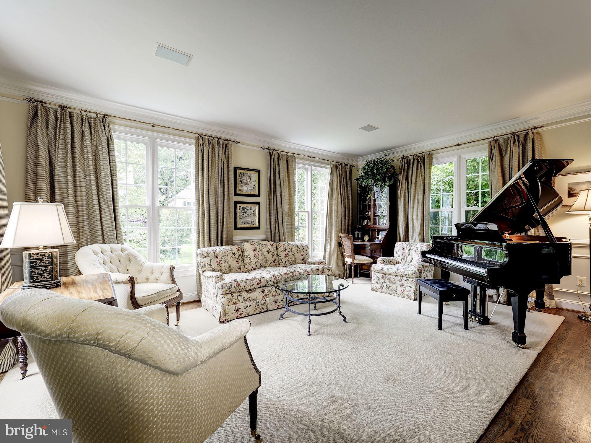 ALTA VISTA - Residential