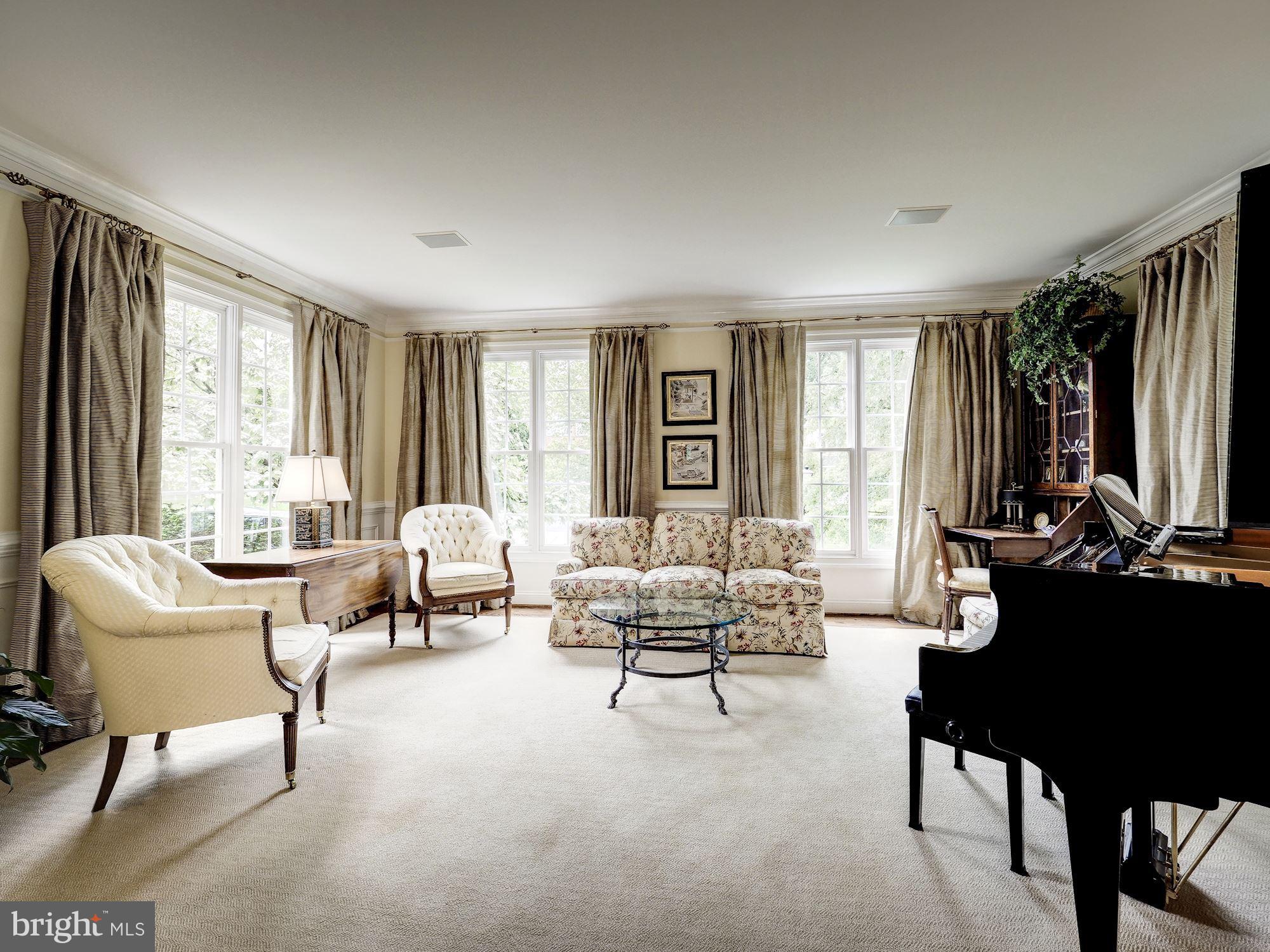 ALTA VISTA - Residential