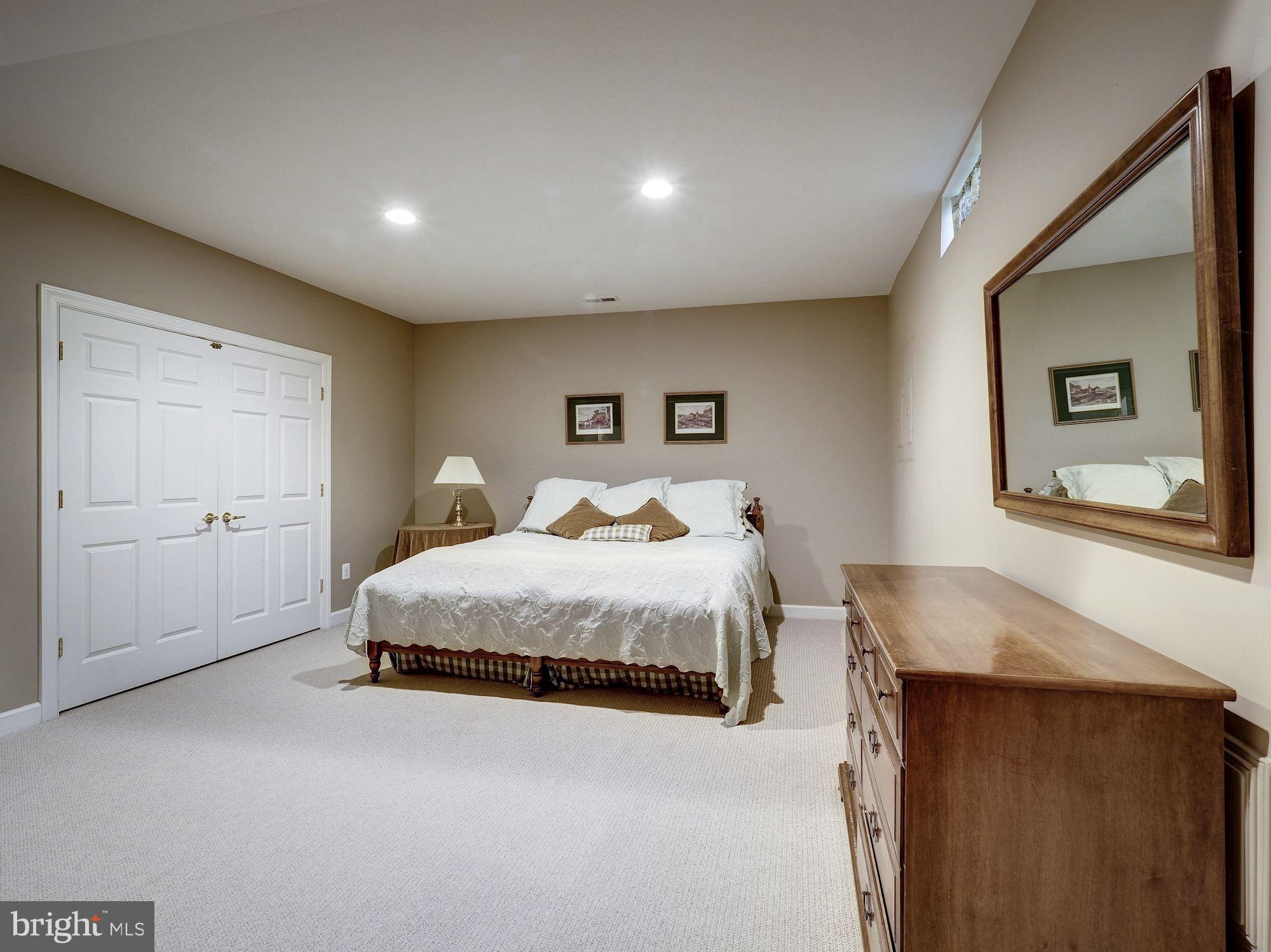 ALTA VISTA - Residential